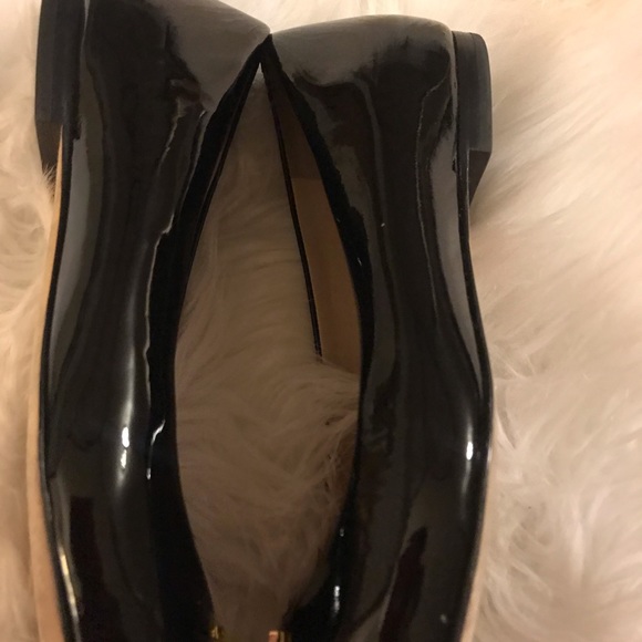 Tory Burch Claire Patent Leather ballet flat. Color is perfect black, Size 7.5 - Picture 5 of 10